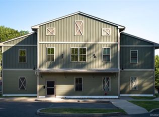 128 Vineyard Avenue #110, Highland, NY 12528