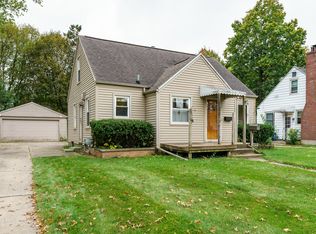 1104 Miller Rd, Kalamazoo, MI 49001