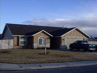 1st image of 987 Arrow Wood Ct