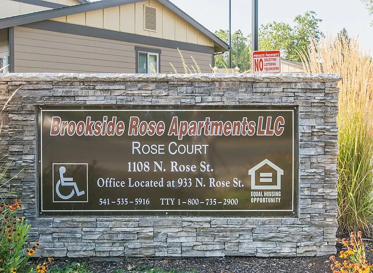 1108 NE Rose St #1108 — Photo 8