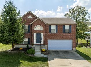 2017 Penny Ln, Hebron, KY 41048
