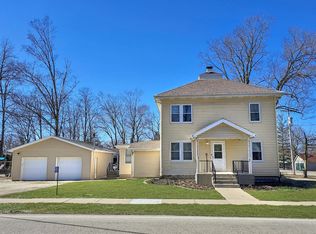 100 S Rochester St, Burlington, WI 53105