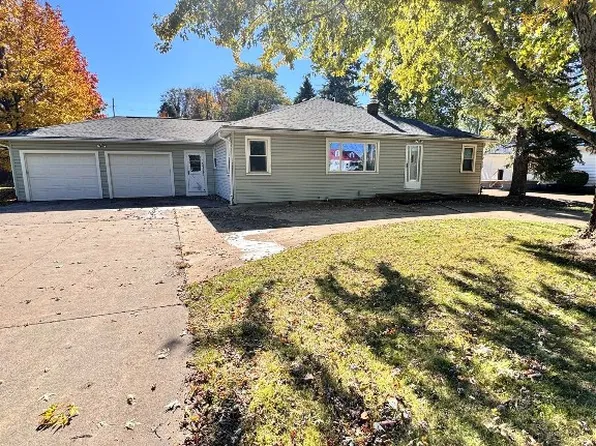 1129 E Grandview Blvd, Erie, PA 16504