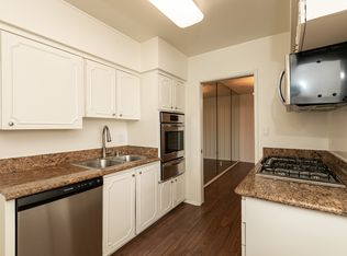 330 S Spalding Dr #203, Beverly Hills, CA 90212