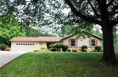 1st image of 1551 Saunders Dr