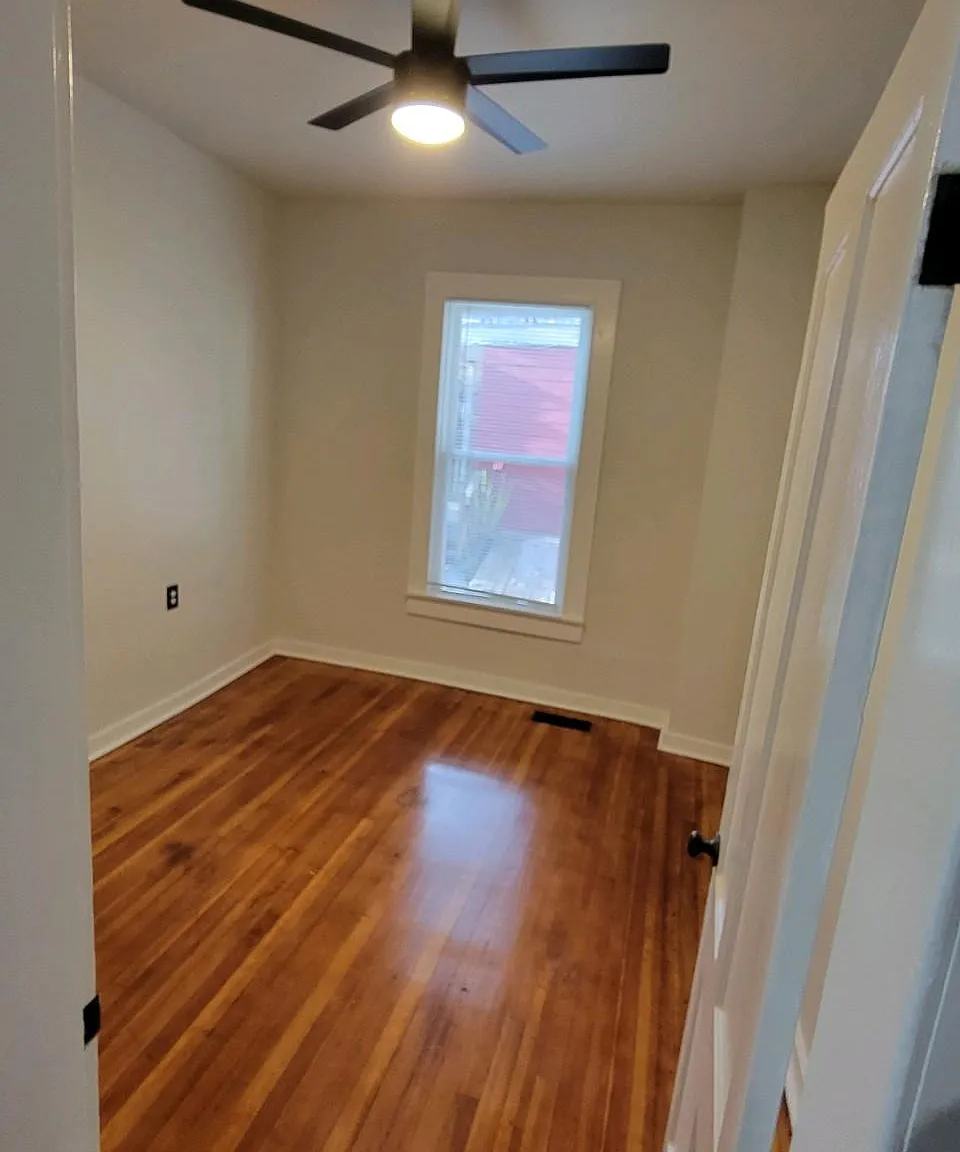 15 Balding Ave — Photo 3