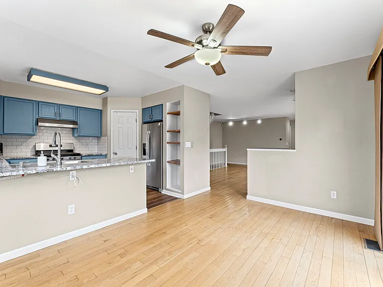 1219 Atwood St — Photo 11