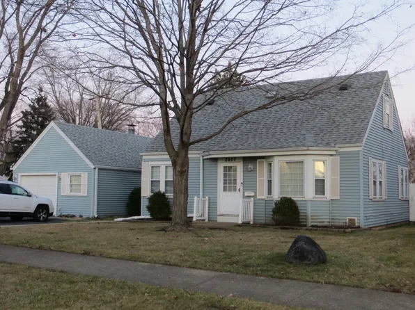 2607 S Scott St, Des Plaines, IL 60018