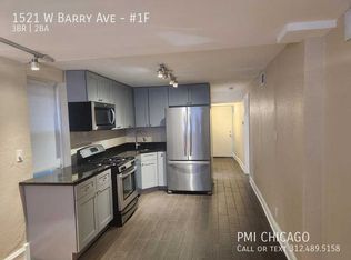 1521 W Barry Ave #1F, Chicago, IL 60657
