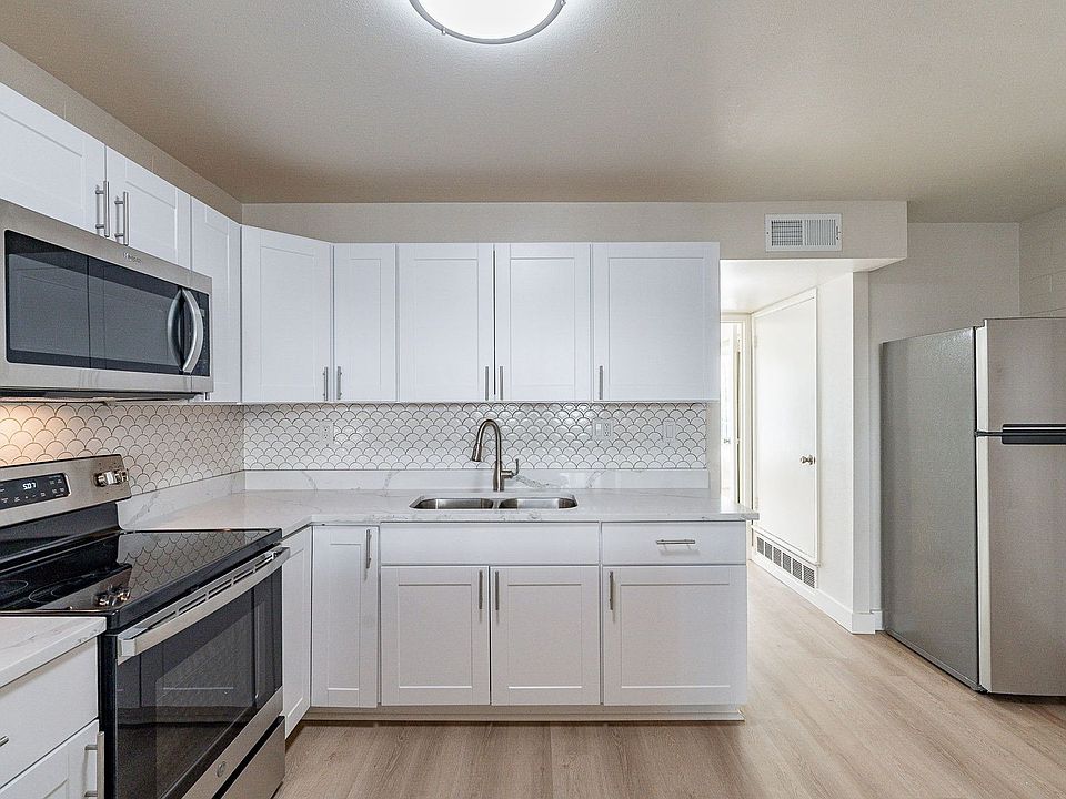 1st image of 901 N 1st Ave #199