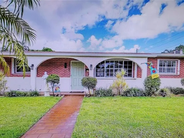 2705 Roosevelt St, Hollywood, FL 33020