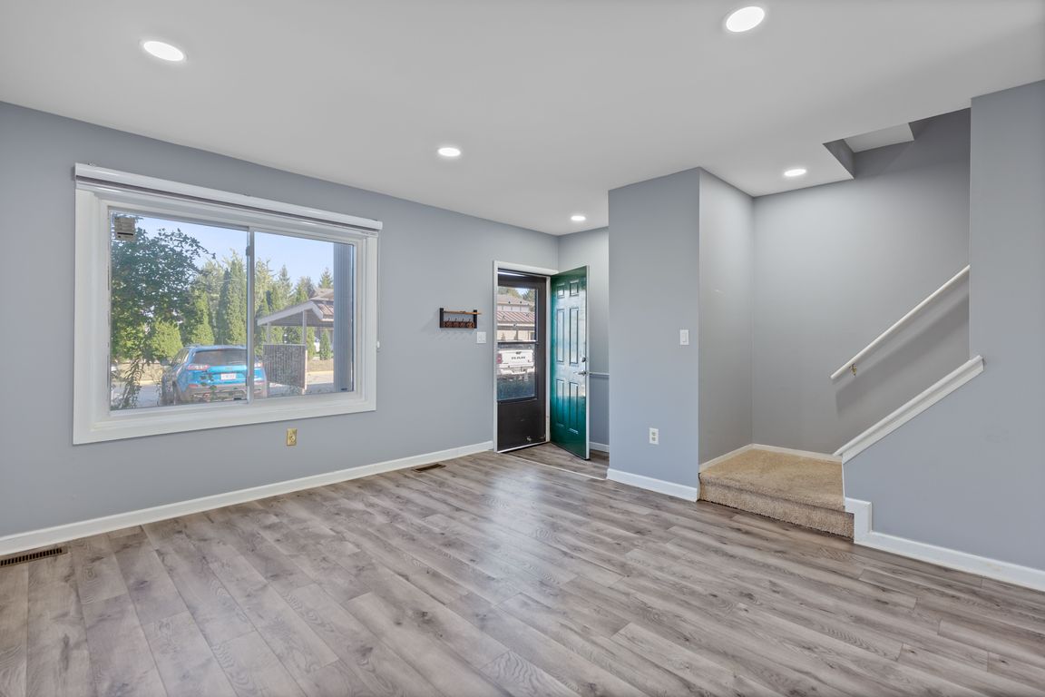 next background image