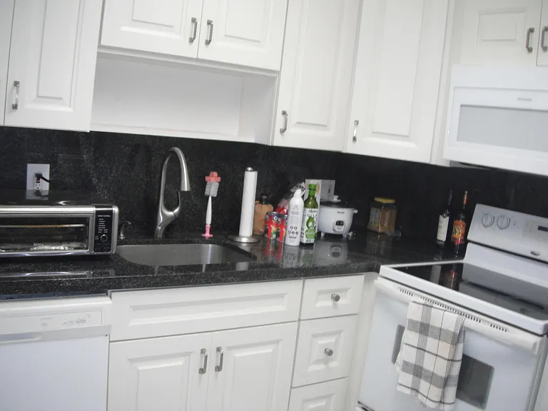 4169 SW 67th Ave #205A — Photo 22