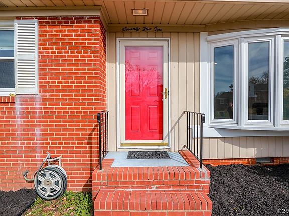 5th image of 7510 Mayland Dr