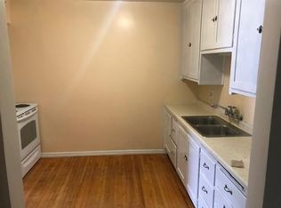 1621 Dewey St, Manitowoc, WI 54220