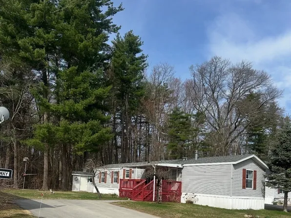 8 2nd Ave, Merrimac, MA 01860