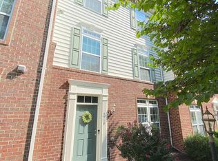 2210 Merseyside Dr, Woodbridge, VA 22191