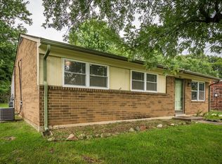 5605 Oakridge Pl, Louisville, KY 40229