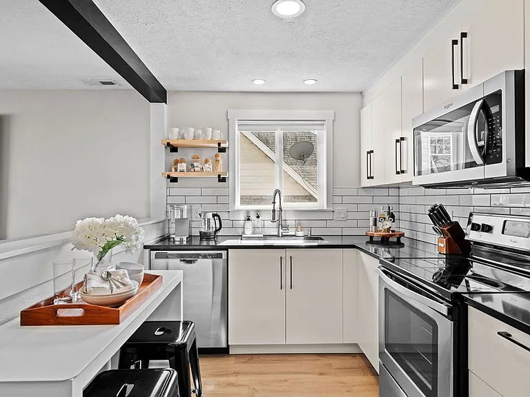 2215 N Atlantic St #C — Photo 16