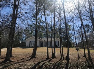 24 Mann St, Phenix City, AL 36869