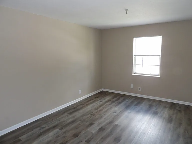 434 Harrodswood Rd #10 — Photo 11