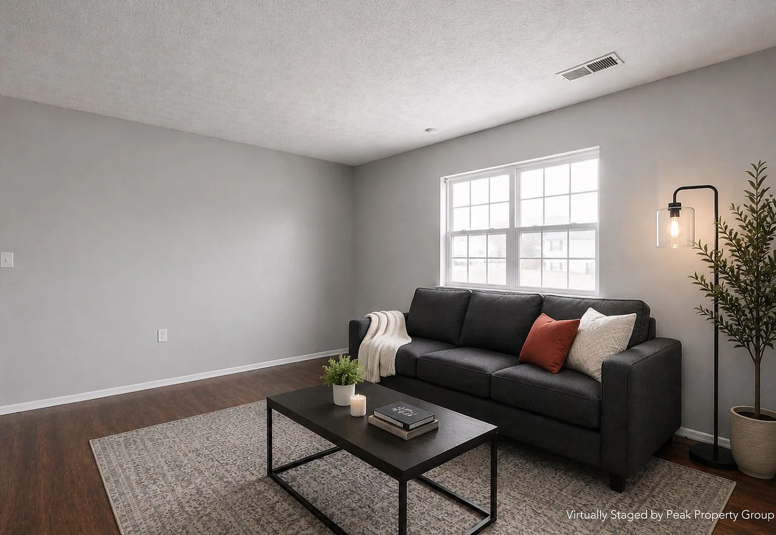 2 bed, 1.0 bath, $1,325 — Photo 3