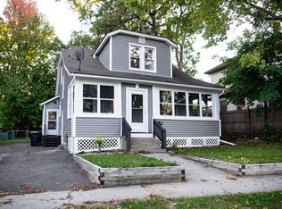 22 Boyer St, Springfield, MA 01109