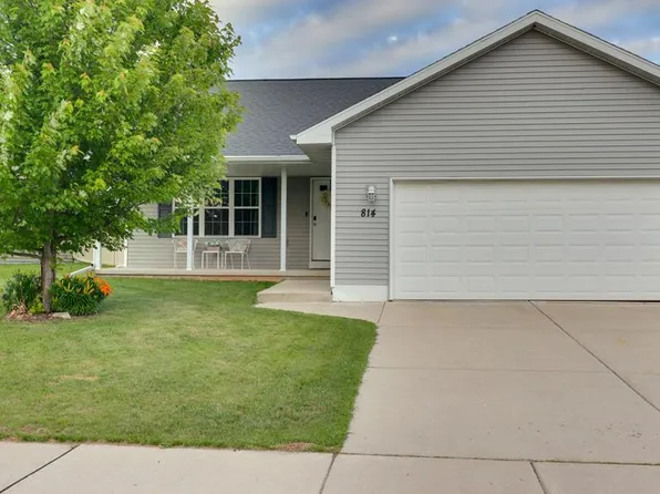 814 N 6th Ave, Sturgeon Bay, WI 54235