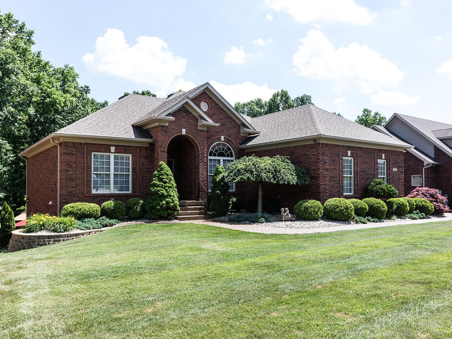 3423 Hardwood Forest Dr, Louisville, KY 40214 Zillow