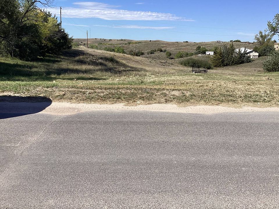 2nd image of 370 Lemoyne Rd