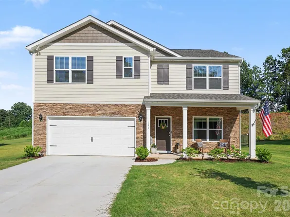 151 Rustling Waters Dr, Mooresville, NC 28117