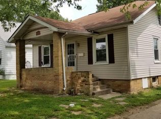 403 George St, Wood River, IL 62095