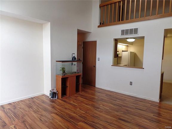 2nd image of 141 Candle Ct