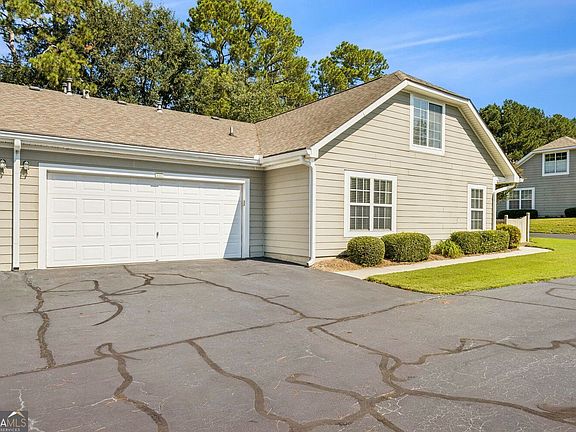 3rd image of 3101 Orchard Ridge Cir