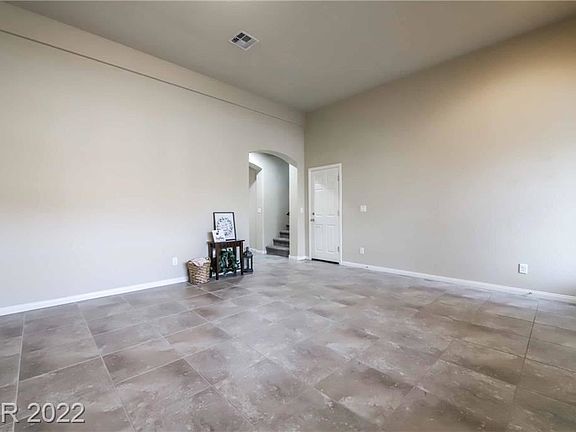 4th image of 10138 Arbor Brook Ct
