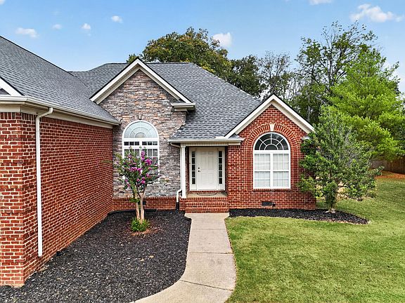 4th image of 404 Cobblestone Way