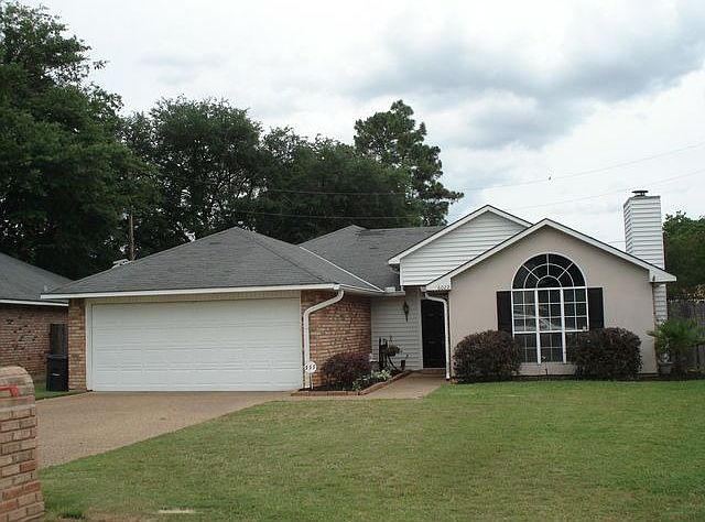 1st image of 6022 Cambridge Dr