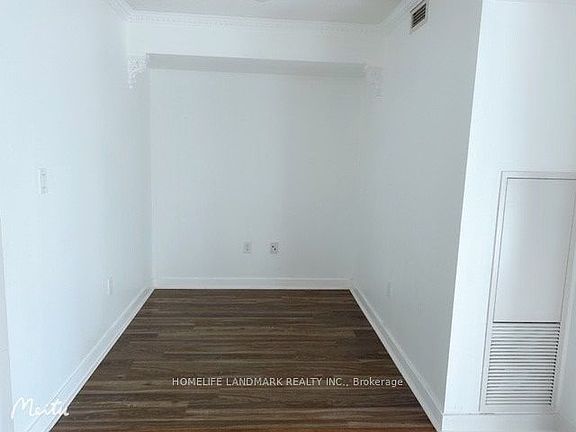 5th image of 15 Fort York Blvd #701