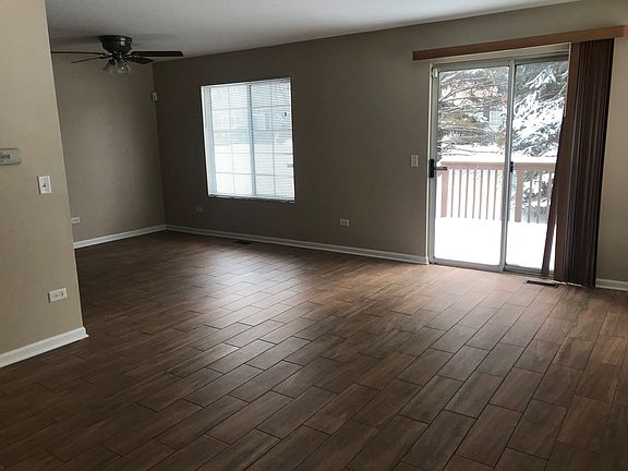3rd image of 442 Village Creek Dr #442
