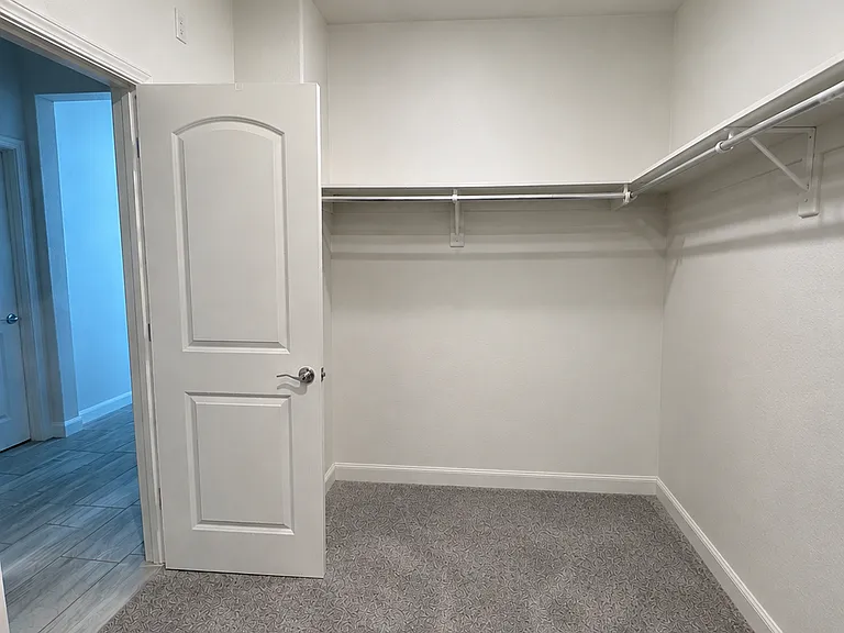 2453 Buzz Aldrin Way — Photo 43