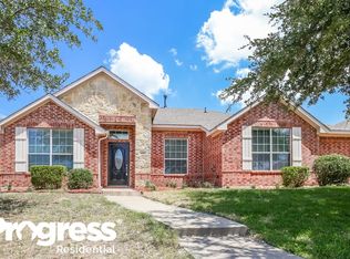 626 Mary Wilson Dr, Lancaster, TX 75146