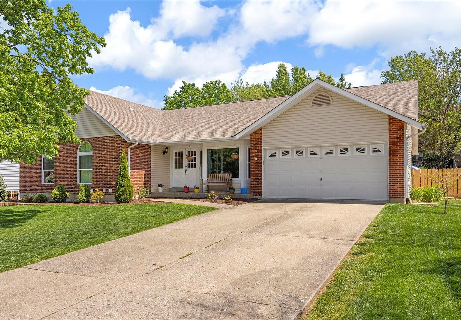 1284 Stephenridge Dr, Saint Charles, MO 63304 Zillow