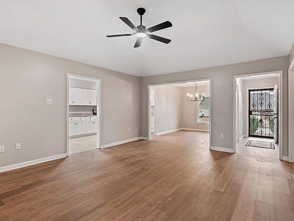 5th image of 6609 Rocky Park Dr