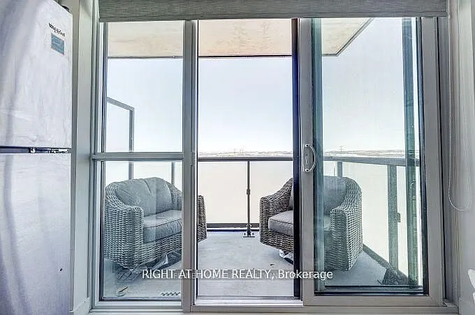 2550 Simcoe St E #1207 — Photo 16