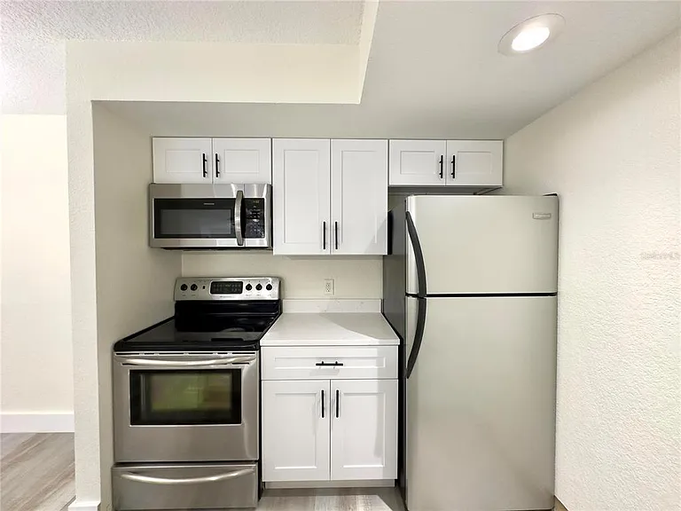 5140 Conroy Rd #27 — Photo 9