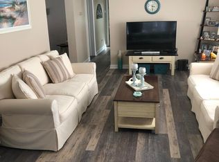 5 Pine Ridge Blvd, Whiting, NJ 08759