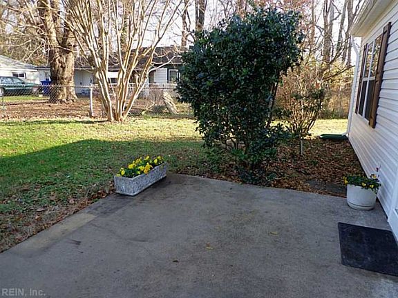 5th image of 16 Cottage Ln