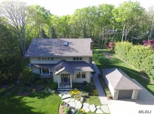 38 Old Northport Rd, Kings Park, NY 11754