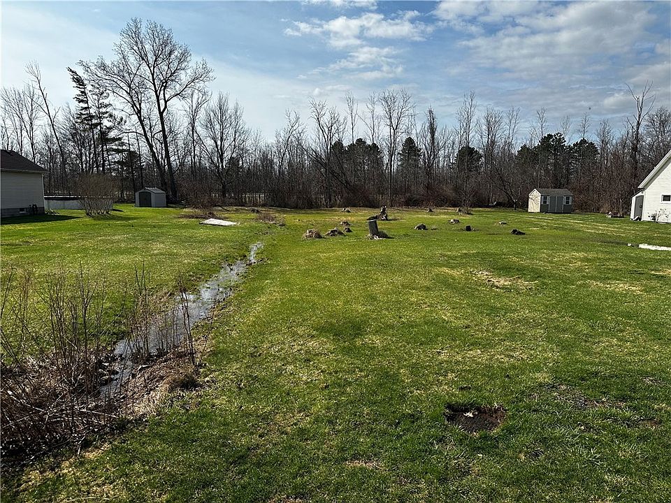 1st image of 413 Lake Shore Dr Lot 11