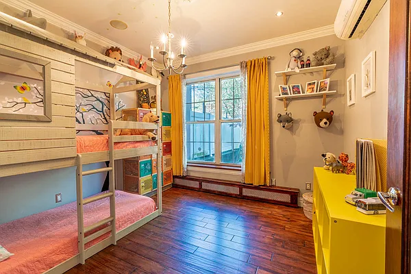 Rented by Corcoran | media 16